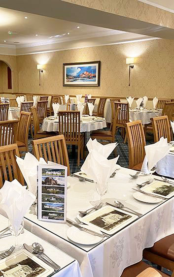 Loch Achray Hotel dining area
