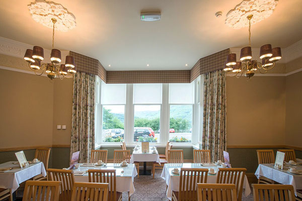 Inversnaid Hotel dining room window