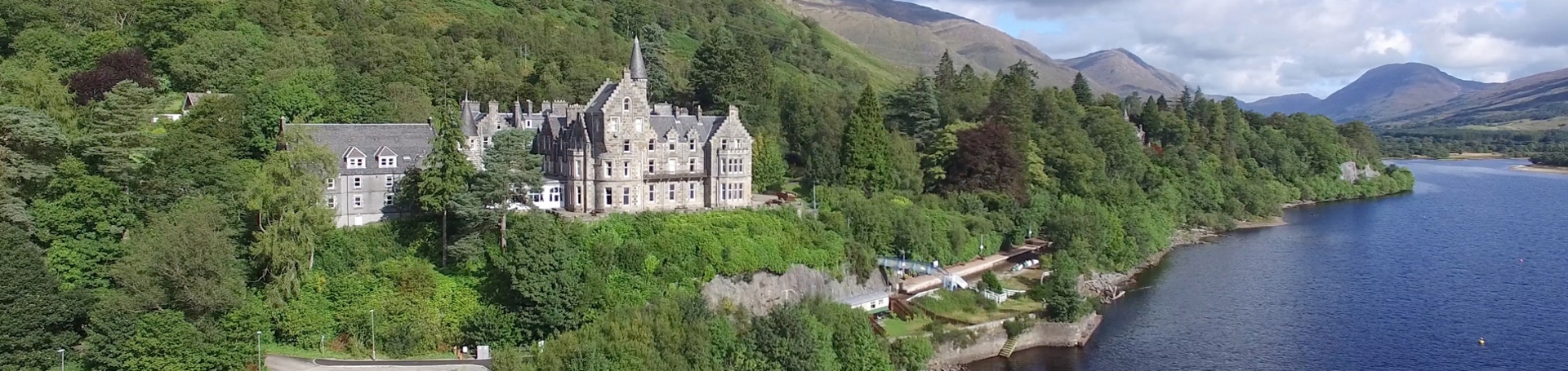 The Loch Awe Hotel overlooking the Loch Awe - Lochs & Glens Coach Holidays and Hotels