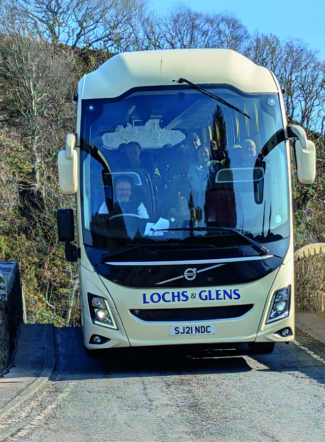 Lochs & Glens coach